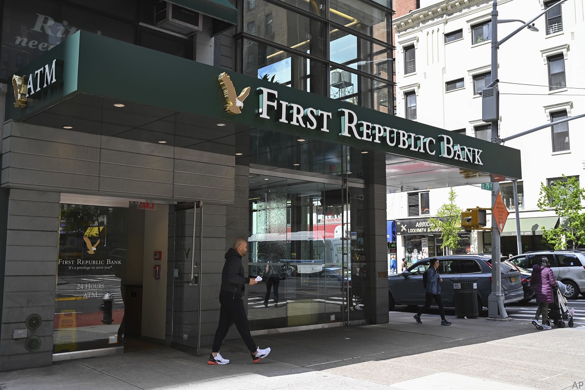 buys First Republic Bank The Morningstar... Morningstar